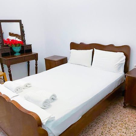 Katerina Beach Rooms อานดรอส ภายนอก รูปภาพ