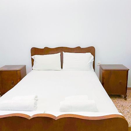 Katerina Beach Rooms อานดรอส ภายนอก รูปภาพ